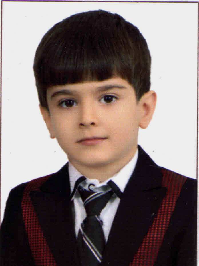 سهند احمدی