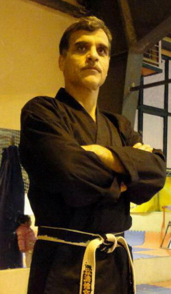 محمد حاج اسفندیاری